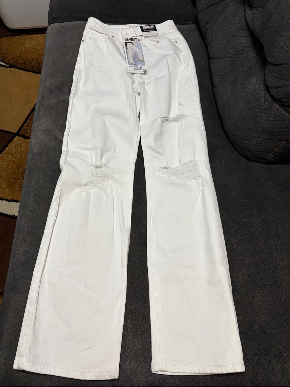 Rewash White Distressed Women's Straight-Leg Chinos